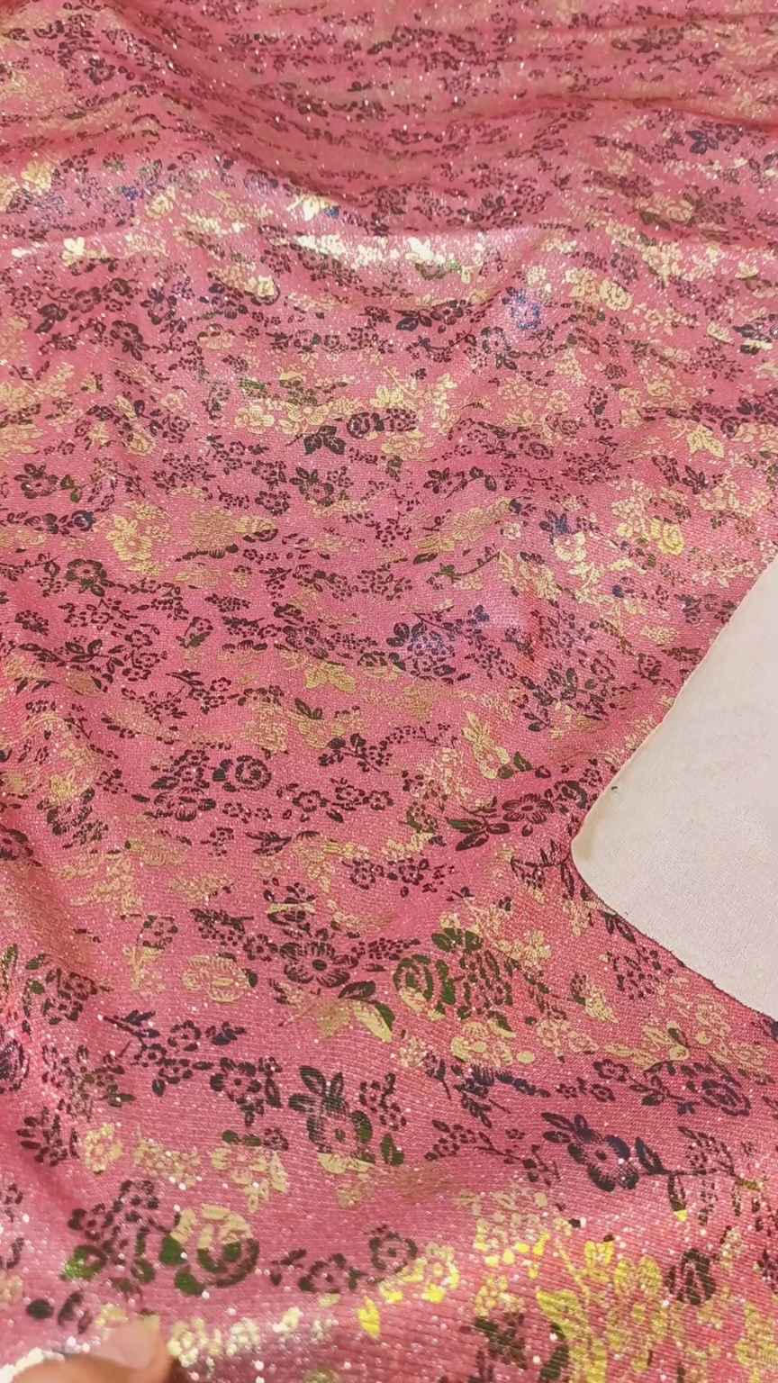 M-148  Imported Luxury Winter Kotrai Banarsi Print 🌝 Moon Light Same print Shirt &, Truzer 2pc