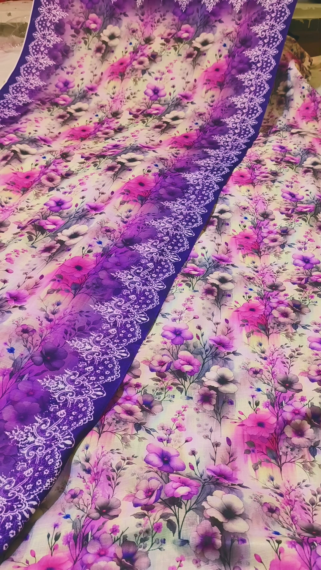 3pc 🥳😱 Sale Sale M-86  Imported Digital Dorria Soft Khadder 3pc suit