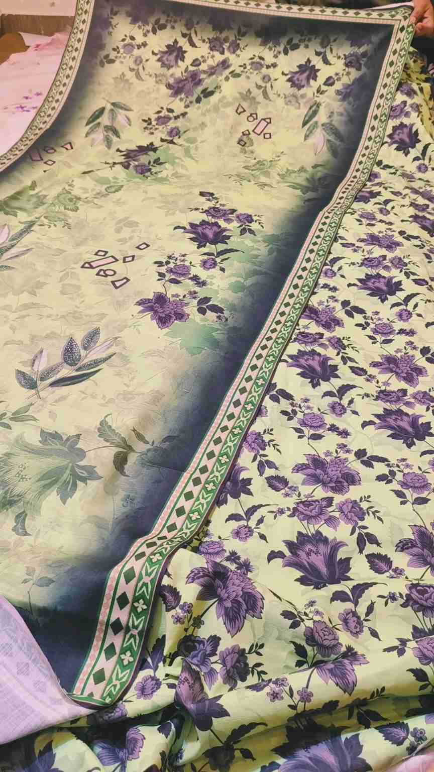 3pc 🥳😱 Sale Sale M-95  Imported Digital Dorria Soft Khadder 3pc suit