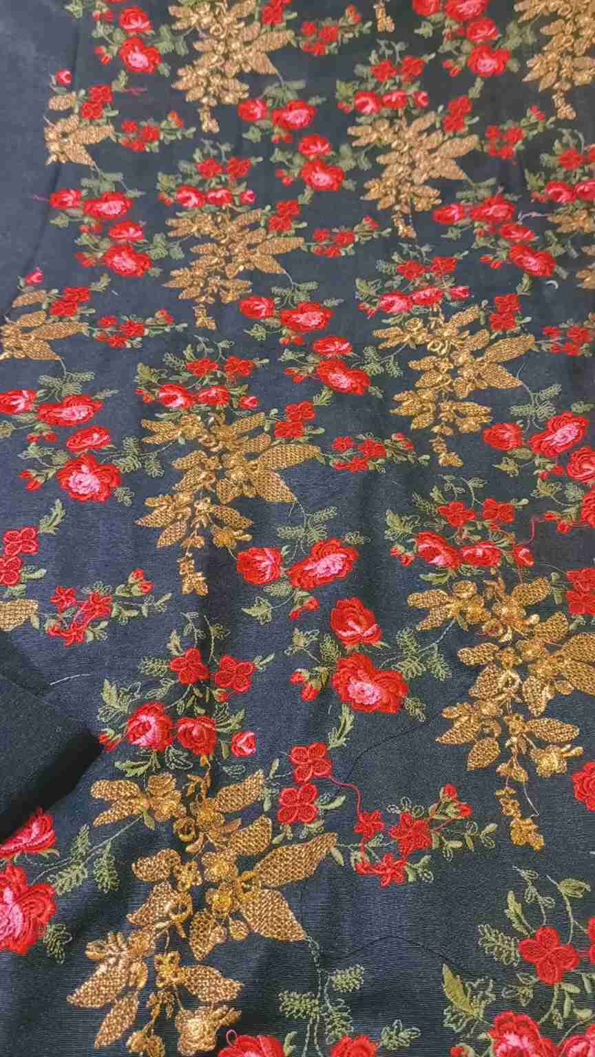 🥳 Sale Sale M-414   Imported Breezy Embroidery in karandi Soft Khadder stuff Shirt & Truzer 2pc