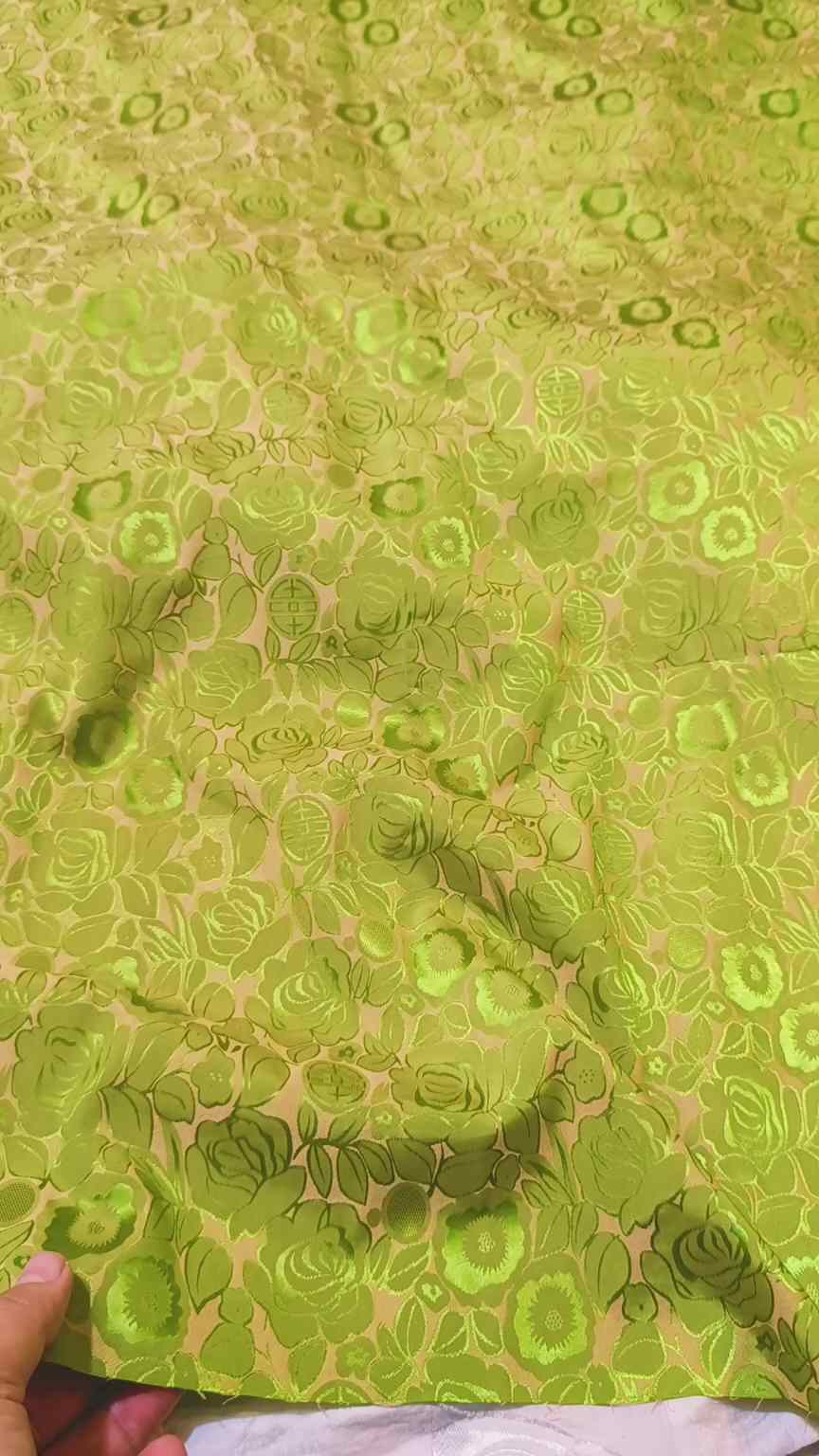 🤣New Arrivals M-810   Imported Viscose 4 seasons 3-D Jacquard China patti Same print Shirt & Truzer 2pc