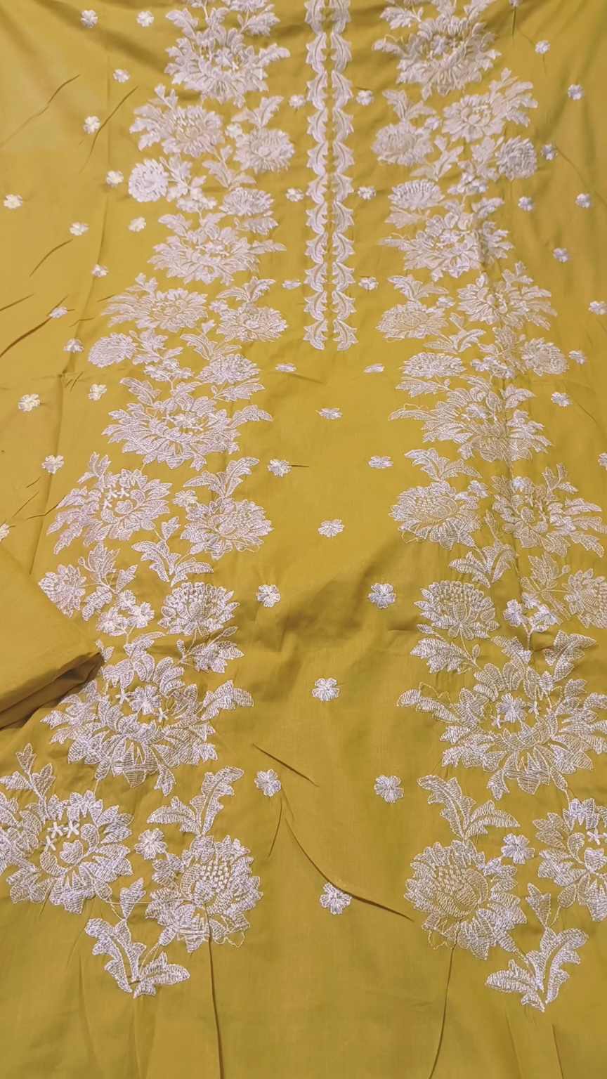 🥳 Sale Sale M-883  Imported Bareezy Embroidery Lawn Shirt & Trouser 2pc