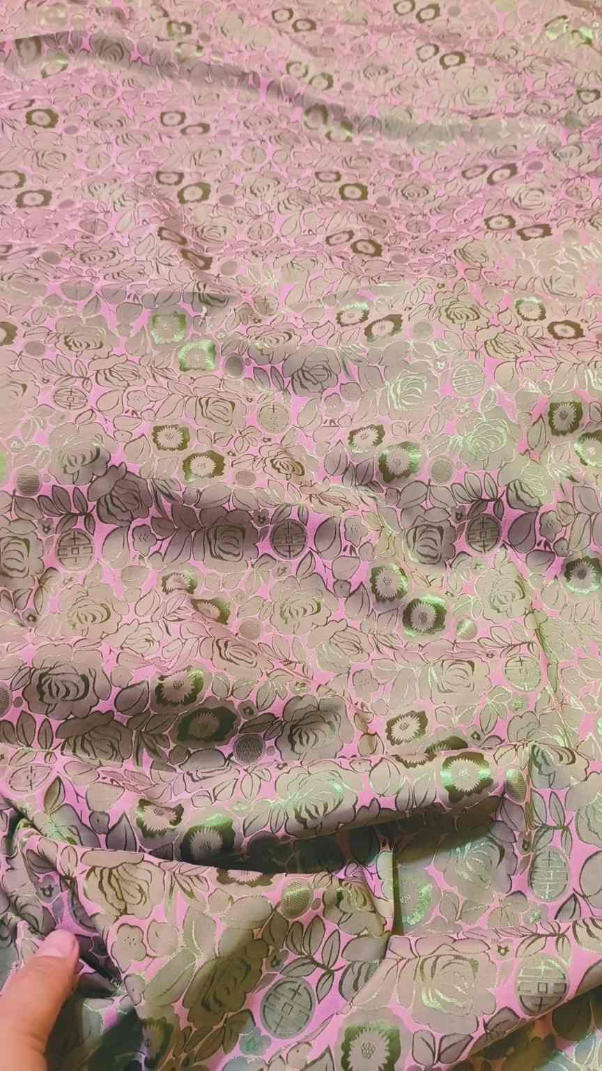 🥳 New Colors M-933  Imported Viscose 4 seasons 3-D Jacquard China patti Same print Shirt & Truzer 2pc