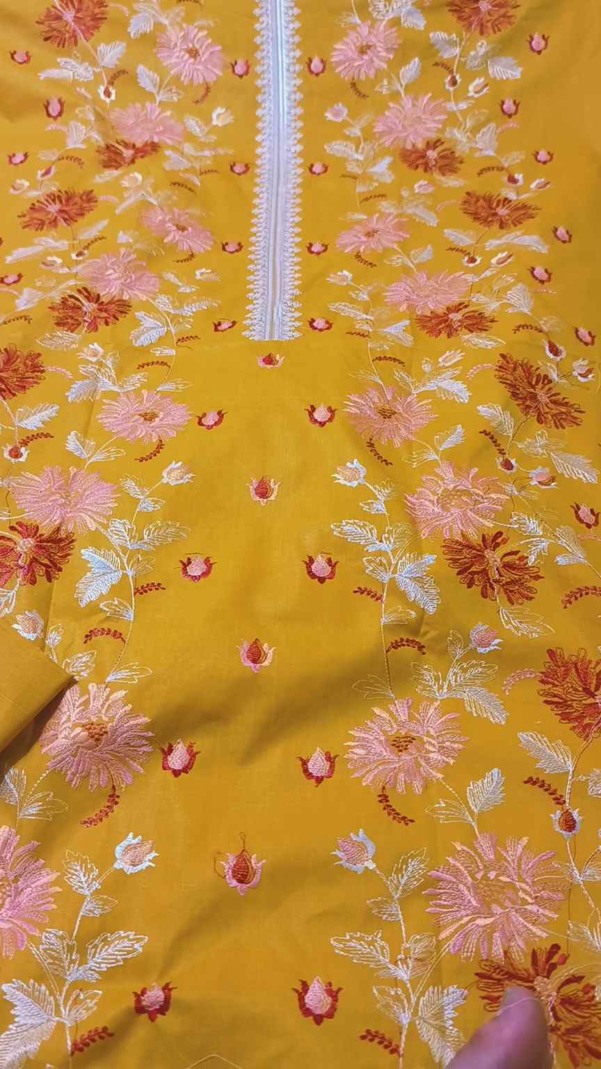 🥳 Sale Sale M-943  Imported Bareezy Embroidery Lawn Shirt & Trouser 2pc