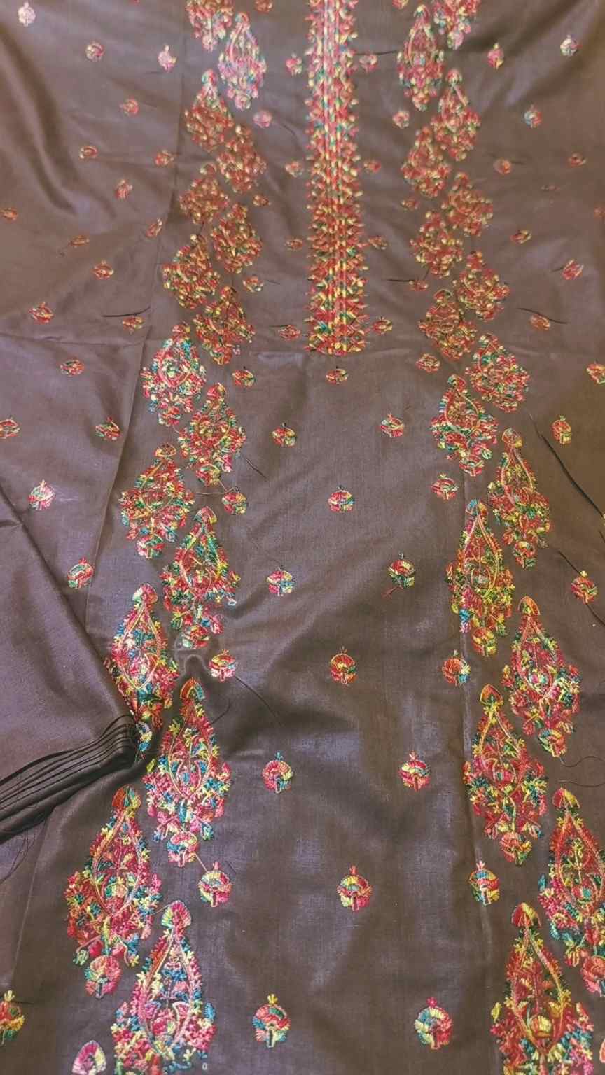 🥳 Sale Sale M-952  Imported Bareezy Embroidery Lawn Shirt & Trouser 2pc