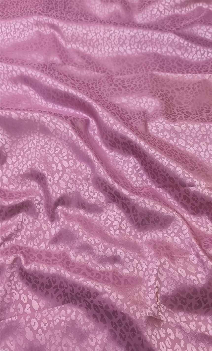 🥳 New Colors M-1160  Imported Viscose 4 seasons 3-D Jacquard China patti Same print Shirt & Truzer 2pc