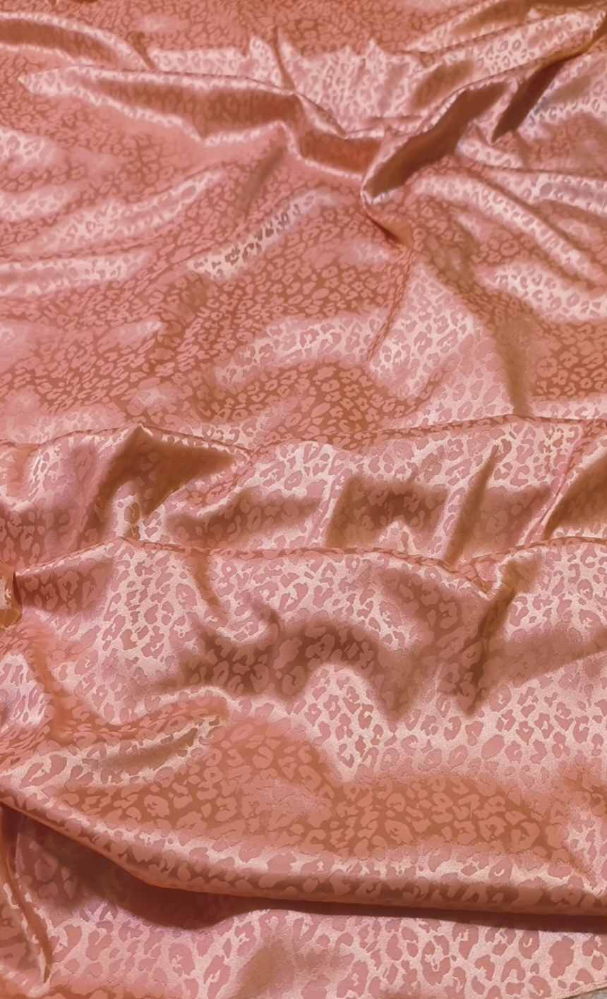 🥳 New Colors M-1159  Imported Viscose 4 seasons 3-D Jacquard China patti Same print Shirt & Truzer 2pc