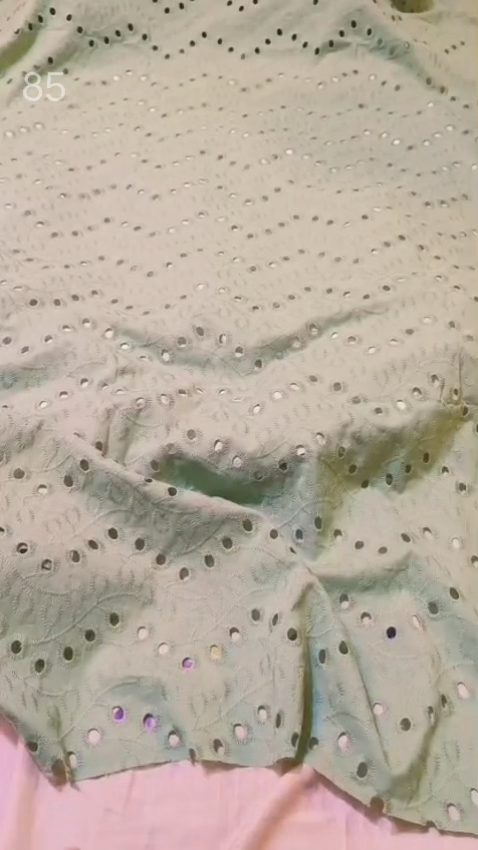 🤩 Sale Sale : M-85  (Shirt) Imported  ChickenKari Summer Lawn (Roll main Cutting k last main jo suit bachta hai Jin ka weight 100kg se kam hoga un ka bane ga es liye noqsan main dy rha hain -