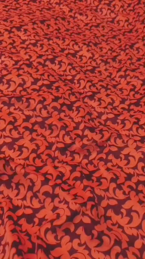 🤩 Sale Sale : M-158 . (2pc) Imported Velvet (Roll main Cutting k last main jo suit bachta hai Jin ka weight 100kg se kam hoga un ka bane ga es liye noqsan main dy rha hain