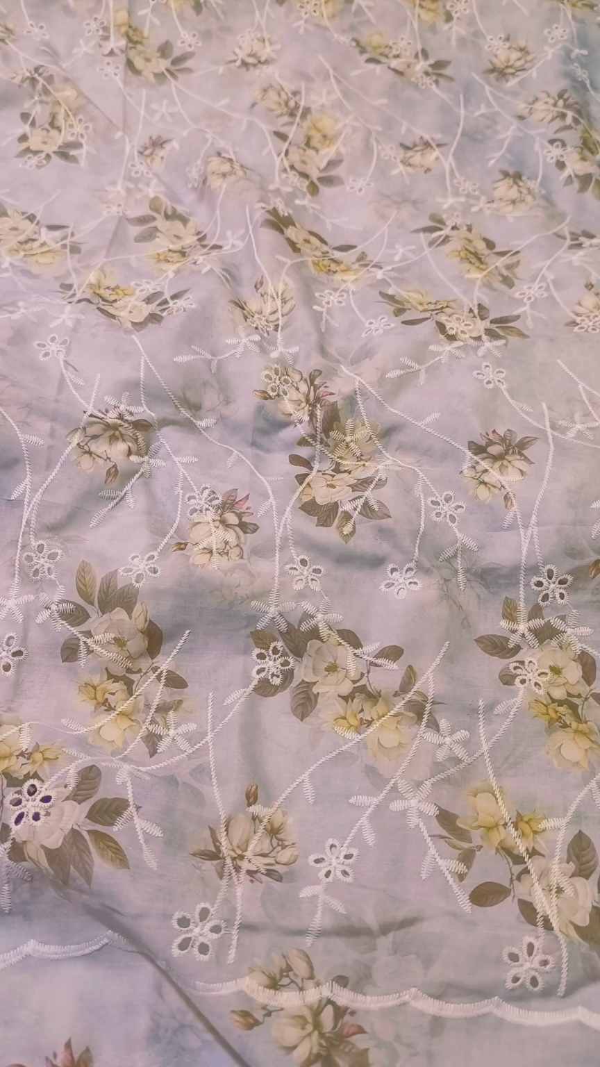 🥳 Sale Sale M-467  Rs.1650  Imported Shiffli ChickenKari Embroidery Print in Swiss Summer 🏝️ Lawn Shirt