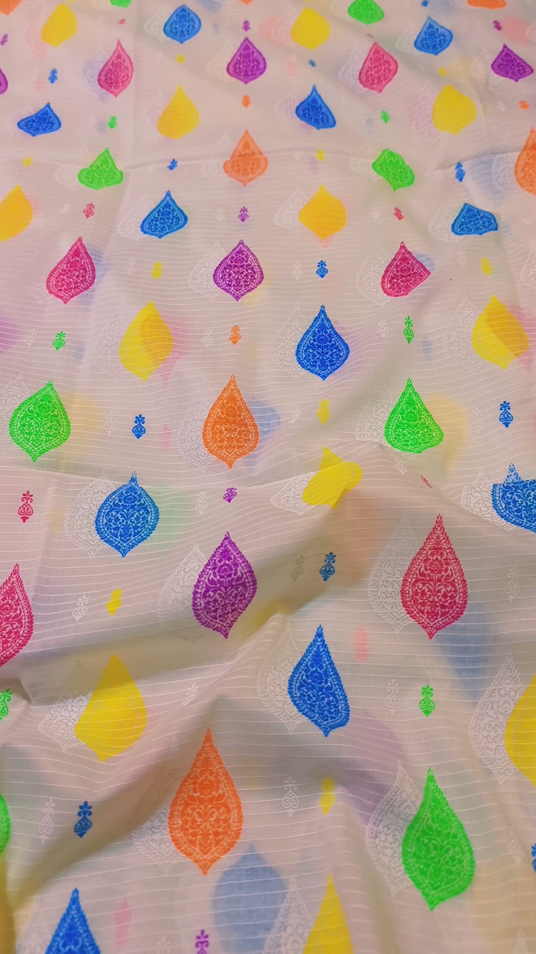 🥳 Sale Sale M-579  Rs.1590 Imported Digital Bana Dorria Hi-Lighter Color pure Summer Lawn Same print Shirt & Truzer 2pc