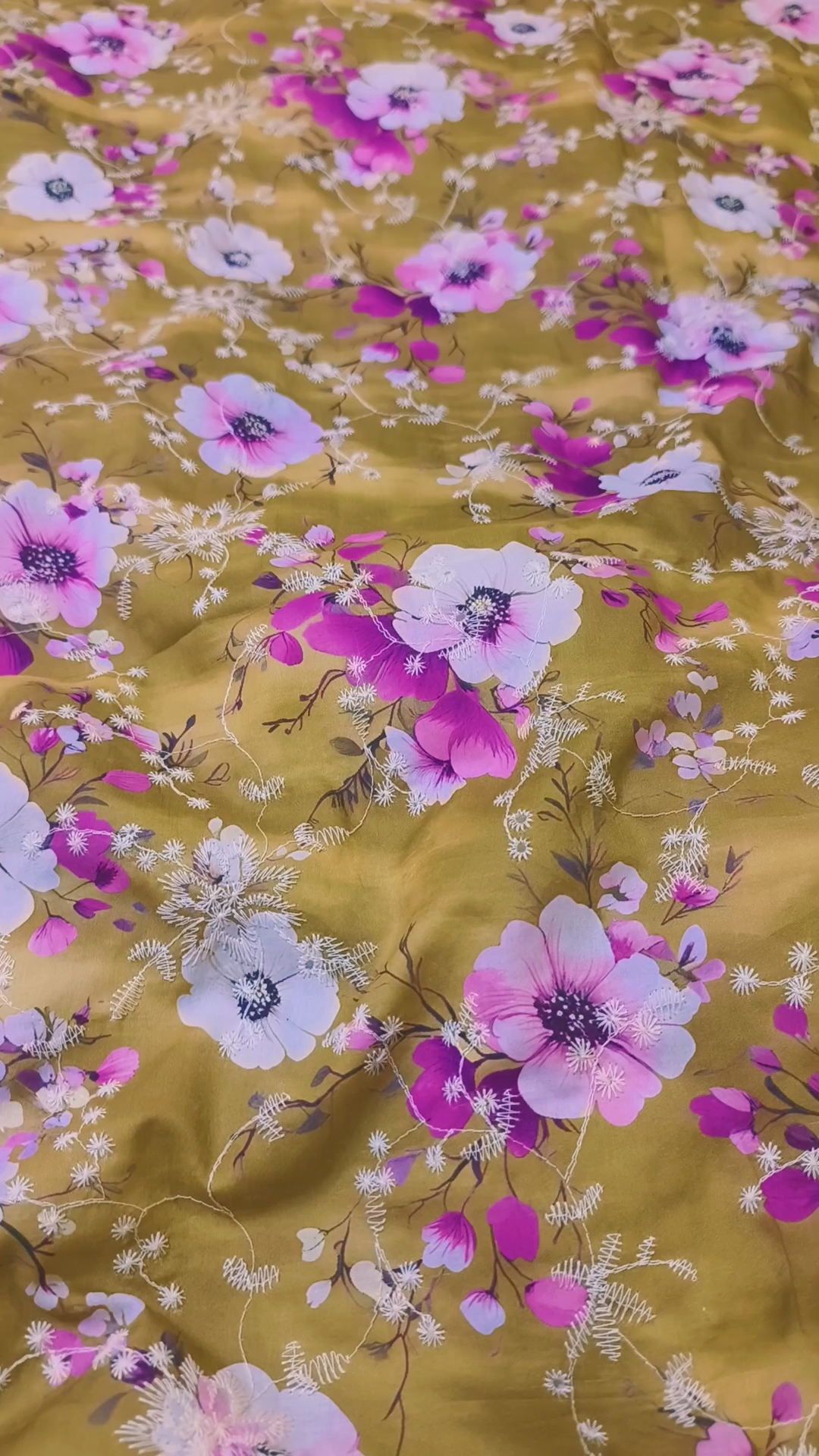 🥳 Sale Sale M-719  Rs.1650 Imported Hi quality 3-D Shiffli ChickenKari Embroidery Pure Summer 🏝️ Lawn Shirt -