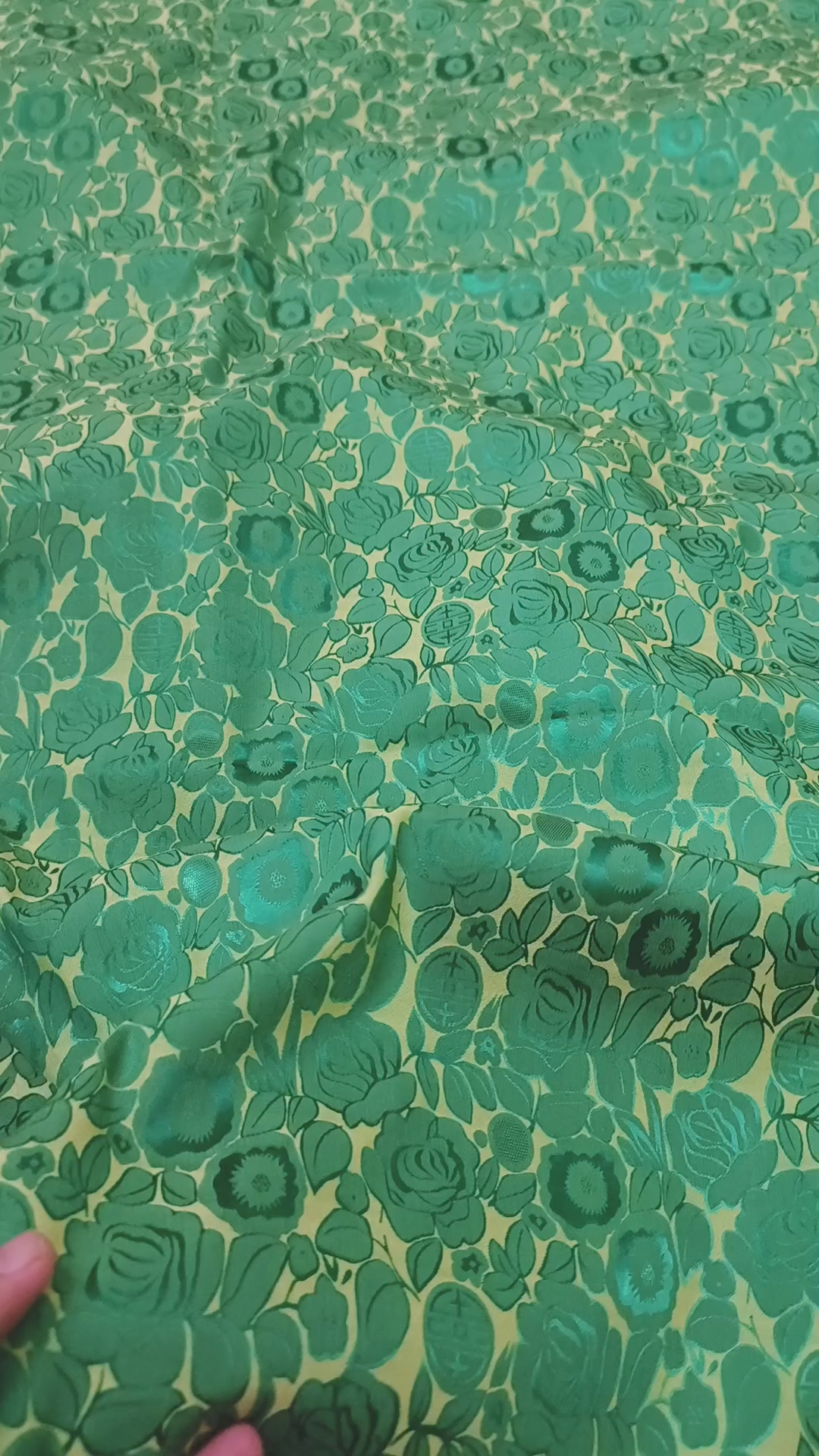 🥳 New Colors M-775  Rs 1950  Imported Viscose 4 seasons 3-D Jacquard China patti Same print Shirt & Truzer 2pc