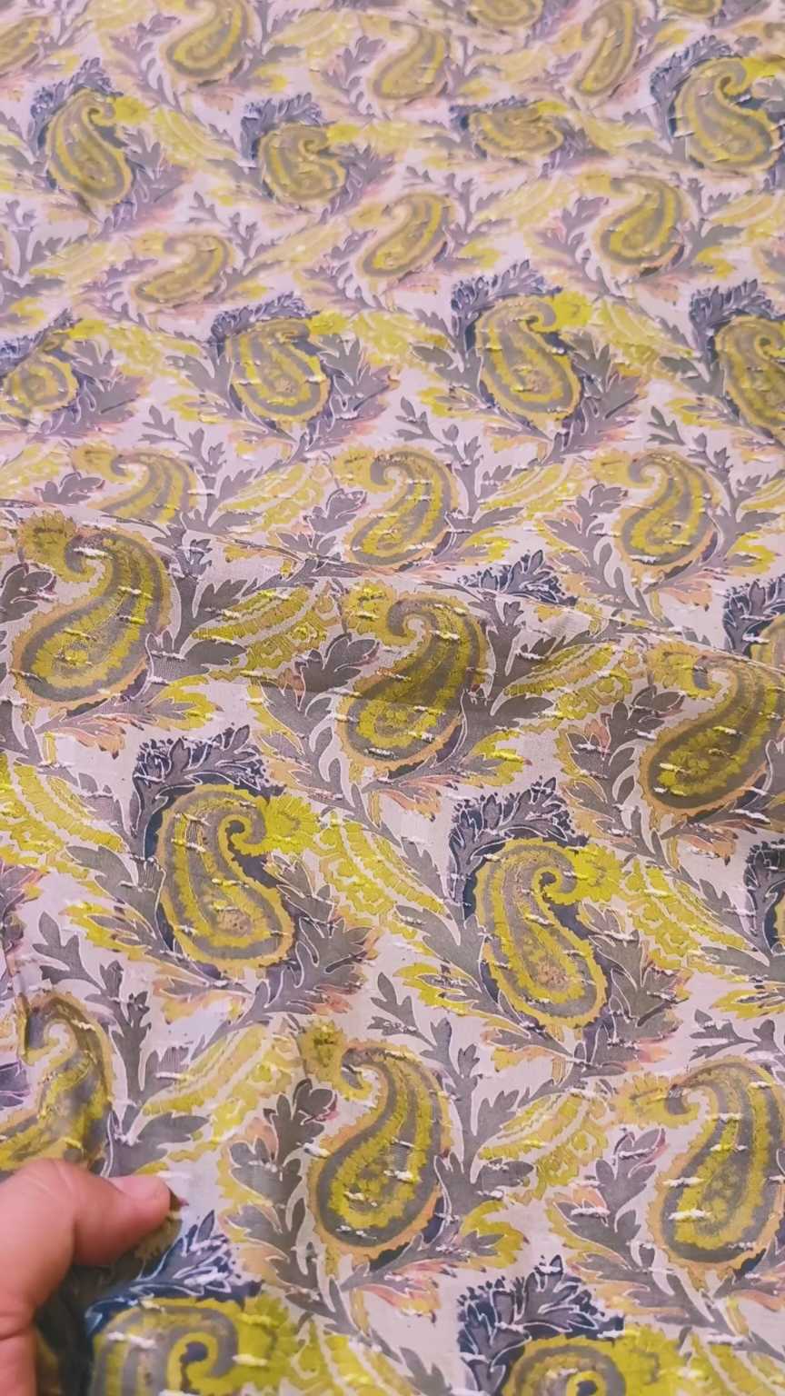 🥳Big Sale  M-822  Rs.1690 Imported 3-D jacquard Lawn Same print Shirt & Truzer 2pc