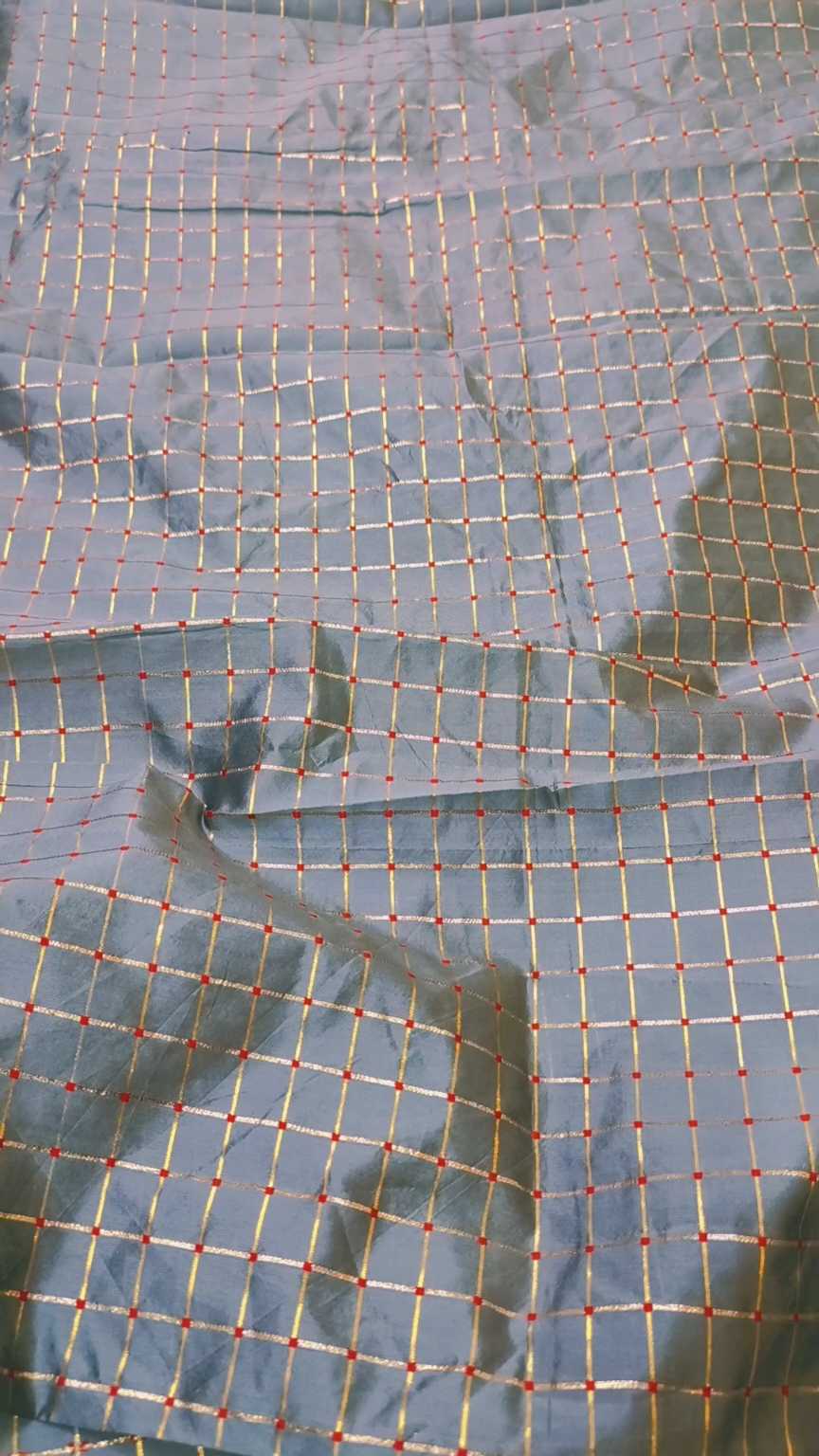 🥳 Sale Sale M-1142. Rs.1390 Imported Unique Gold Zaree Jacquard in Summer Silky Cotton stuff Same print Shirt & Truzer 2pc