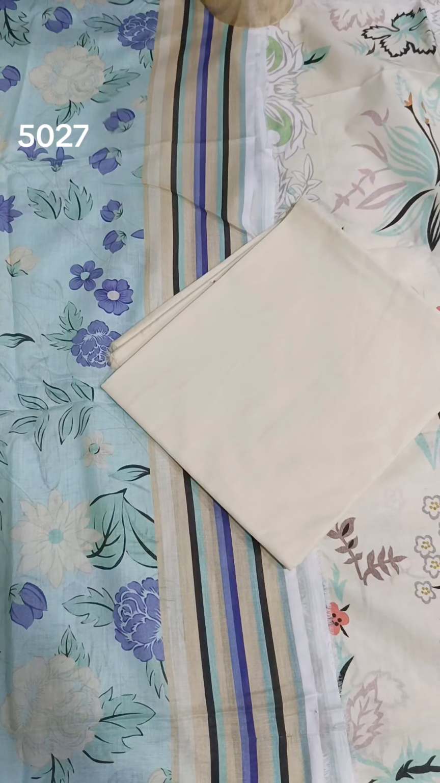 3pc .Sale Sale M-5027 Rs.2450 Branded (Beechtree) 3pv Lawn suit with packing
