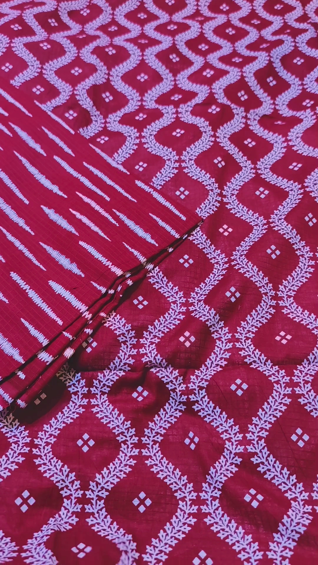 Sale Sale M-1203 Rs.1590 Imported Check-Base Dorria Lekar paint design Pure Summer ⛱️ Lawn Shirt & Matching design trouser 2pc