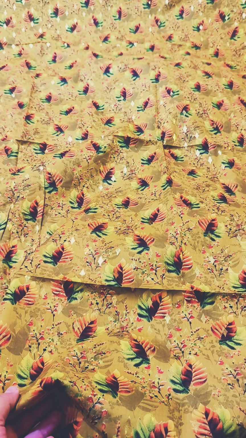 😱 Sale Sale M-2017   imported Luxury Digital Zaree Bunch Pure ⛱️ Summer Lawn Same print Shirt & Truzer 2pc