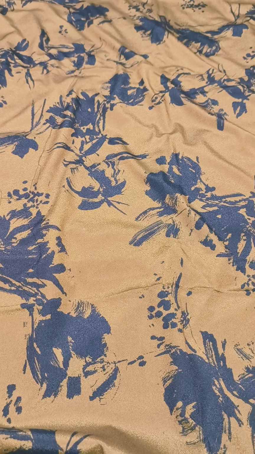 🤩 Sale Sale : M-2842 ...2pc suit Stuff detail in video  (Roll main Cutting k last main jo suit bachta hai Jin ka weight 100kg se kam hoga un ka bane ga es liye noqsan main dy rha hain -