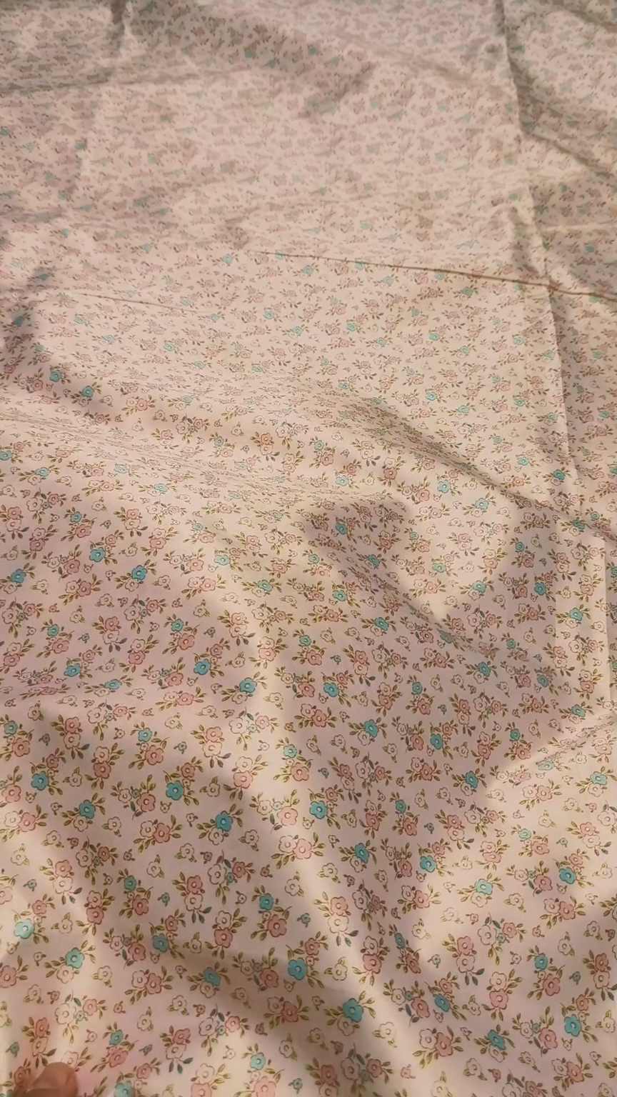 🤩 Sale Sale : M-3114...2pc suit Smoze silk  Stuff detail in video  (Roll main Cutting k last main jo suit bachta hai Jin ka weight 100kg se kam hoga un ka bane ga es liye noqsan main dy rha hain -