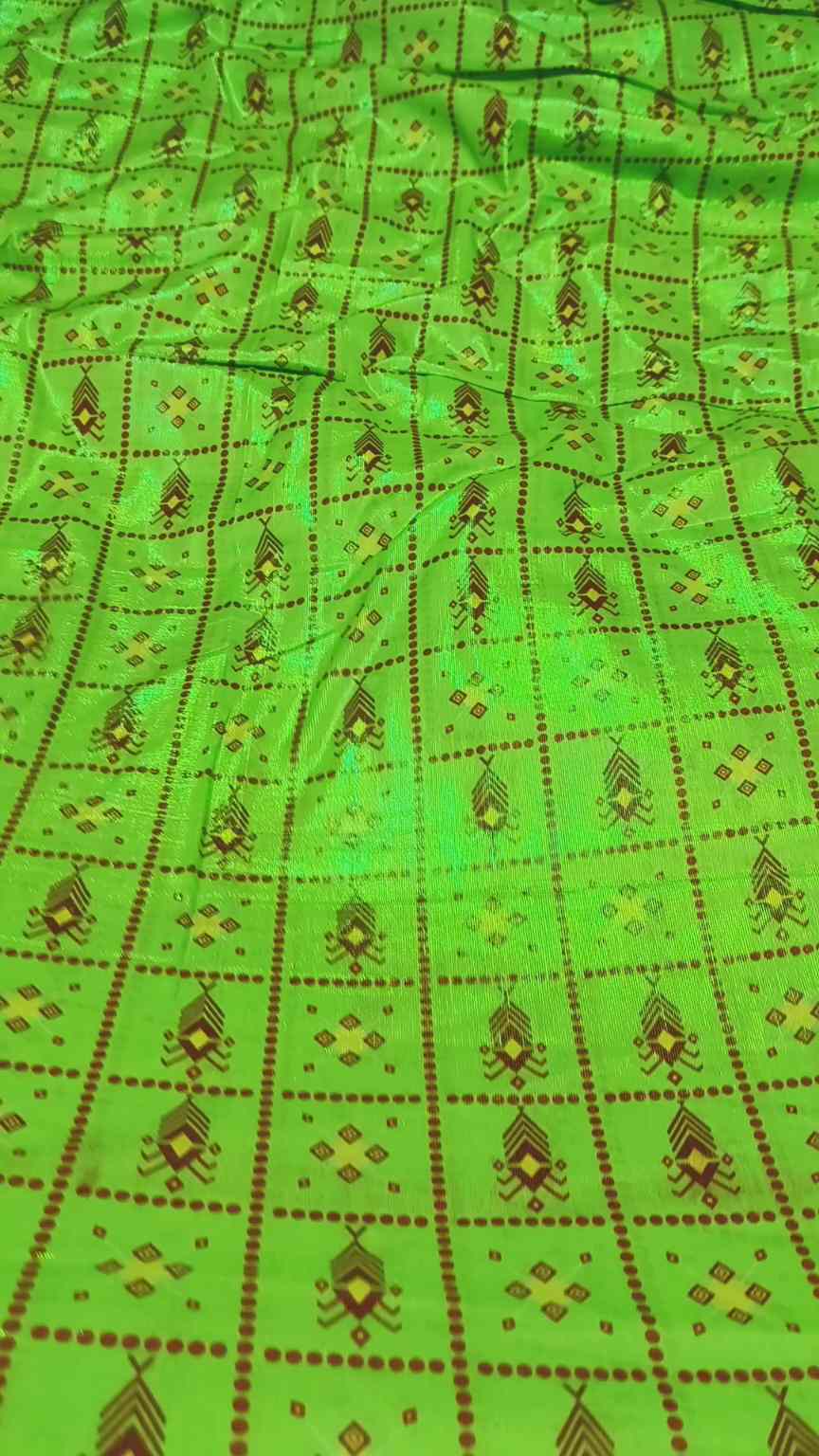 🤩 Sale Sale : M-3022 ....2pc Zaree lawn suit Stuff detail in video (Roll main Cutting k last main jo suit bachta hai Jin ka weight 100kg se kam hoga un ka bane ga es liye noqsan main dy rha hain