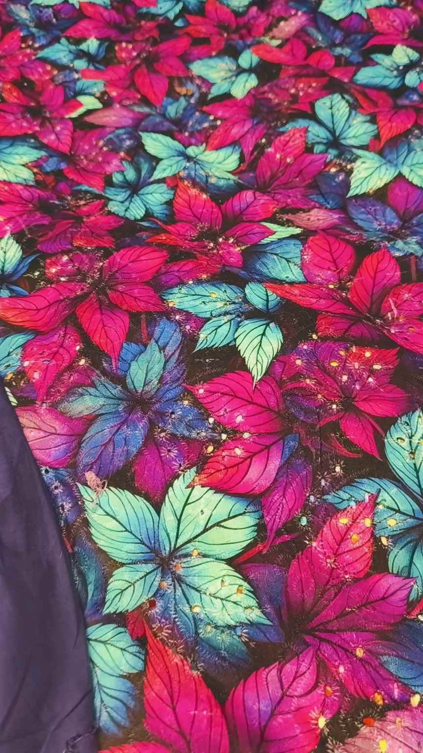 🤩 Sale Sale : M-2886.....2pc.... Shiffli chickenkari embroidery shirt detail in video (Roll main Cutting k last main jo suit bachta hai Jin ka weight 100kg se kam hoga un ka bane ga es liye noqsan main dy rha hain