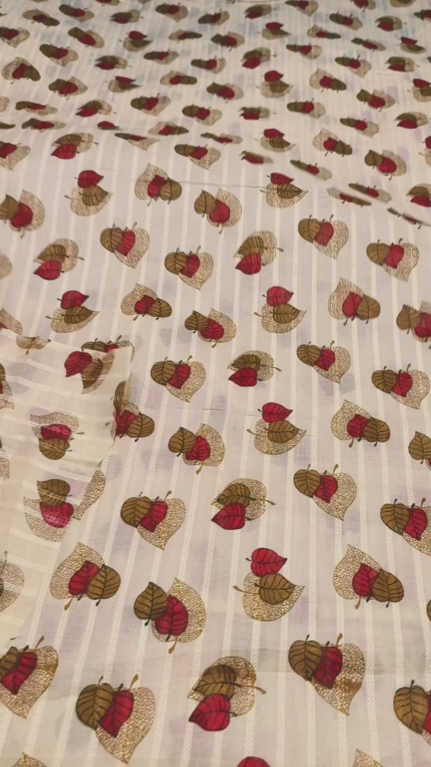 🤩 Sale Sale : M-2732...2pc... Dorria LawnDetail in video (Roll main Cutting k last main jo suit bachta hai Jin ka weight 100kg se kam hoga un ka bane ga es liye noqsan main dy rha hain