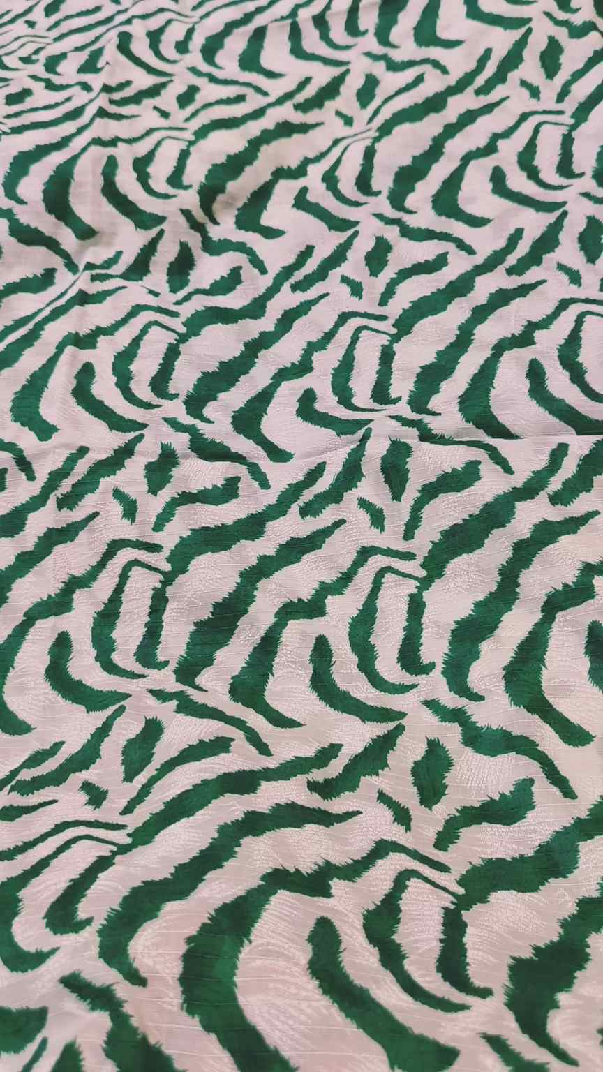 M-3335  14th August articals Digital Bana Dorria Pure Summer ⛱️ Lawn Same print Shirt & Trzer 2pc