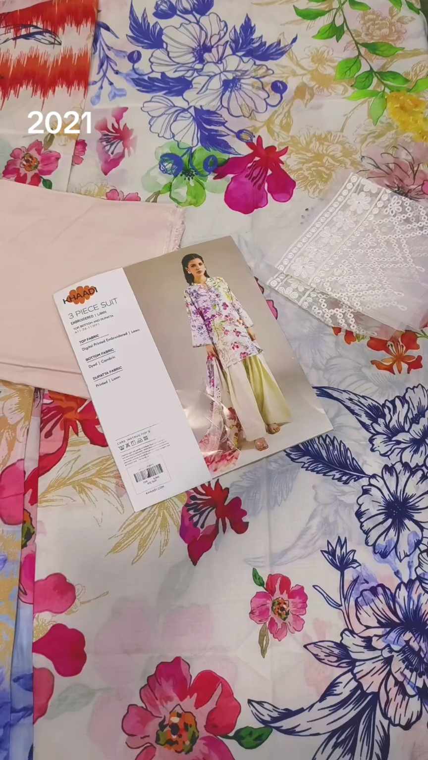 3pc .Sale Sale M-2021 Rs.2590  Branded (Khaadi) Neck & Sleeves Embroidery Patch 3pc Lawn suit with packing