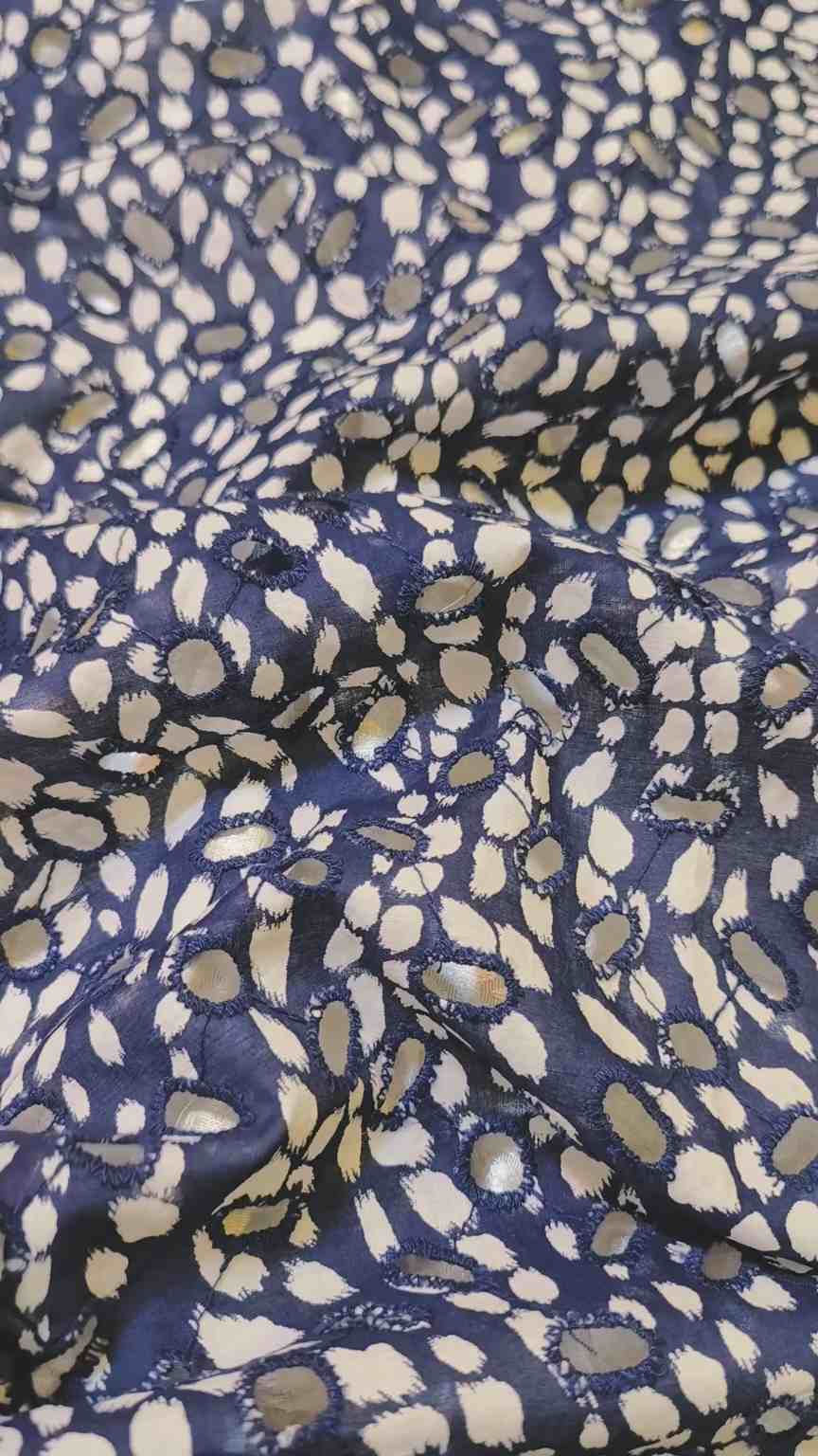 🥳 Big Sale M-328. Rs.1650 Imported 3-D ChickenKari Embroidery in Pure Summer Lawn Shirt