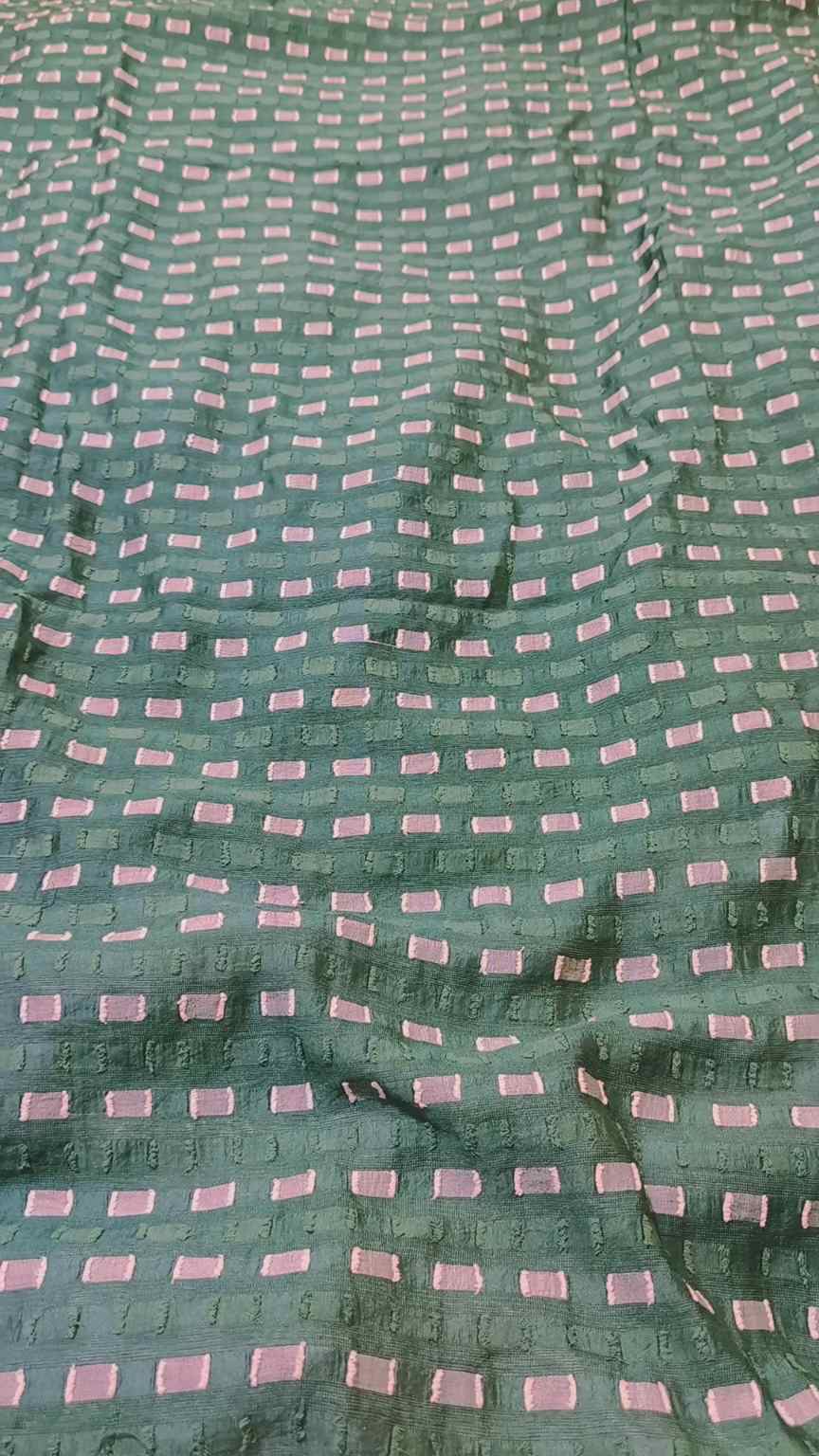 😱🥳 Big Sale Sale M-111 Rs.1290  Imported Viscose Bindia Jacquard (4 season Lawn) Same print Shirt & Truzer 2pc