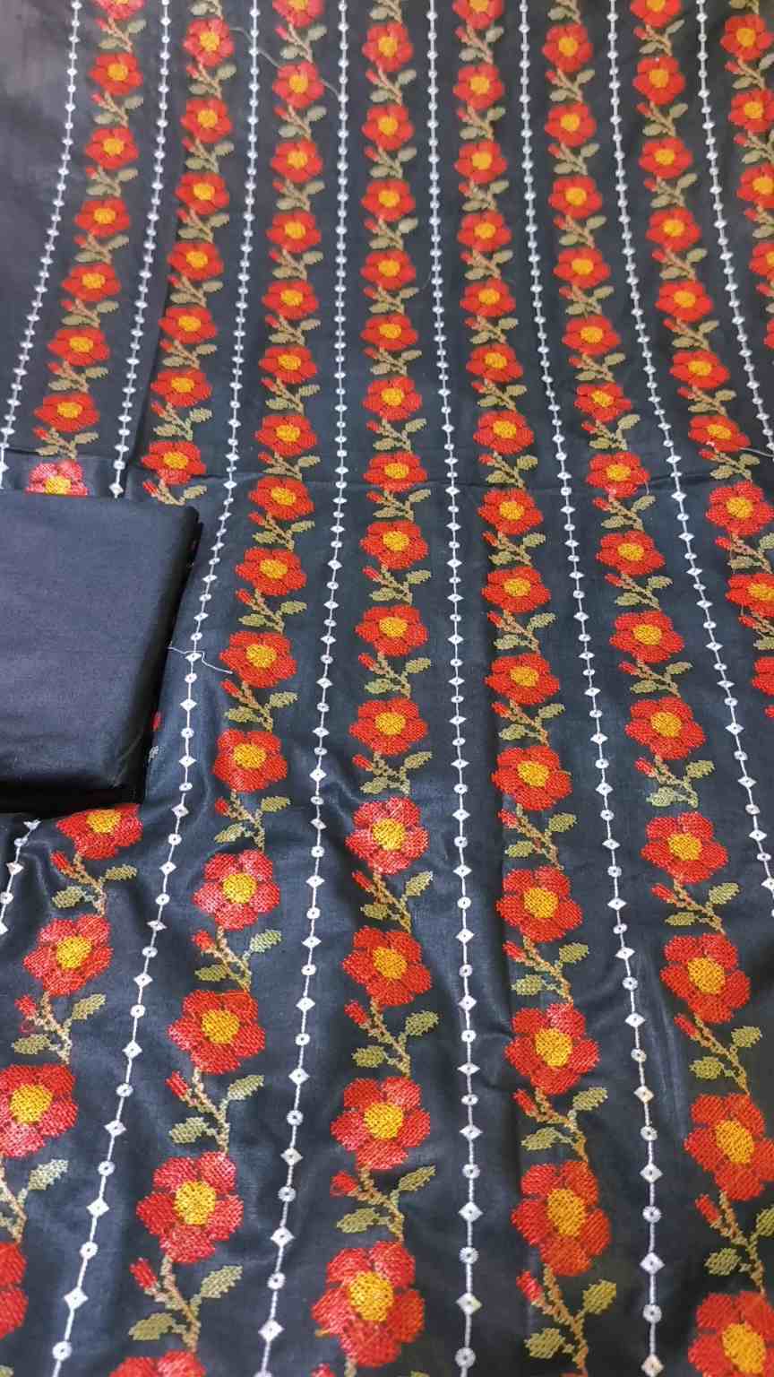 🥳 Sale Sale M-447 Rs.1550  Bareezy Embroidery Summer Lawn Shirt & Trouser 2pc