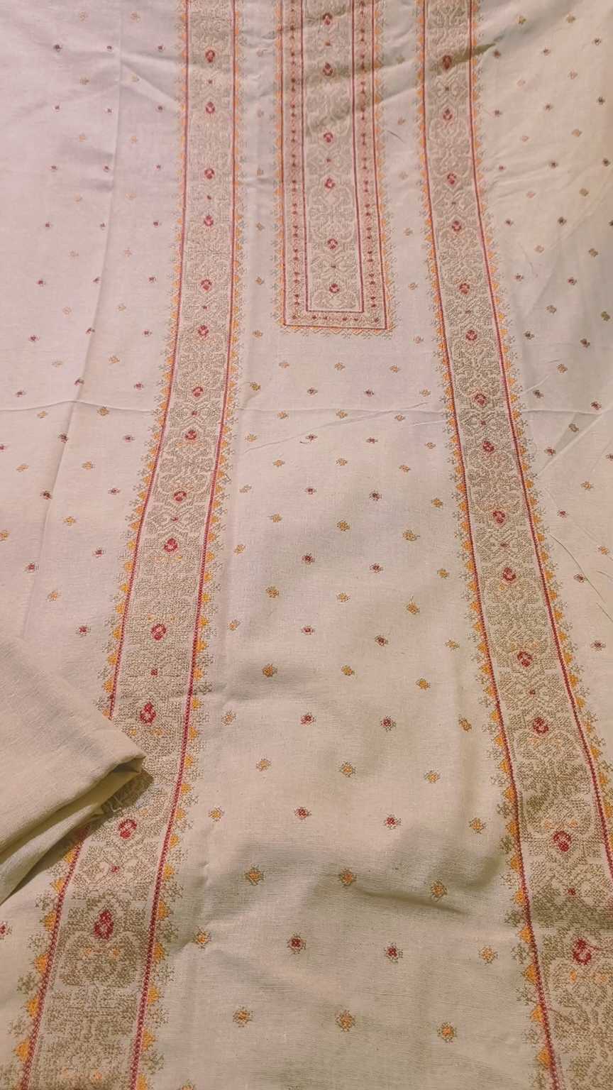 🥳 Sale Sale M-4010  Imported Breezy Embroidery in karandi Khadder stuff Shirt & Truzer 2pc