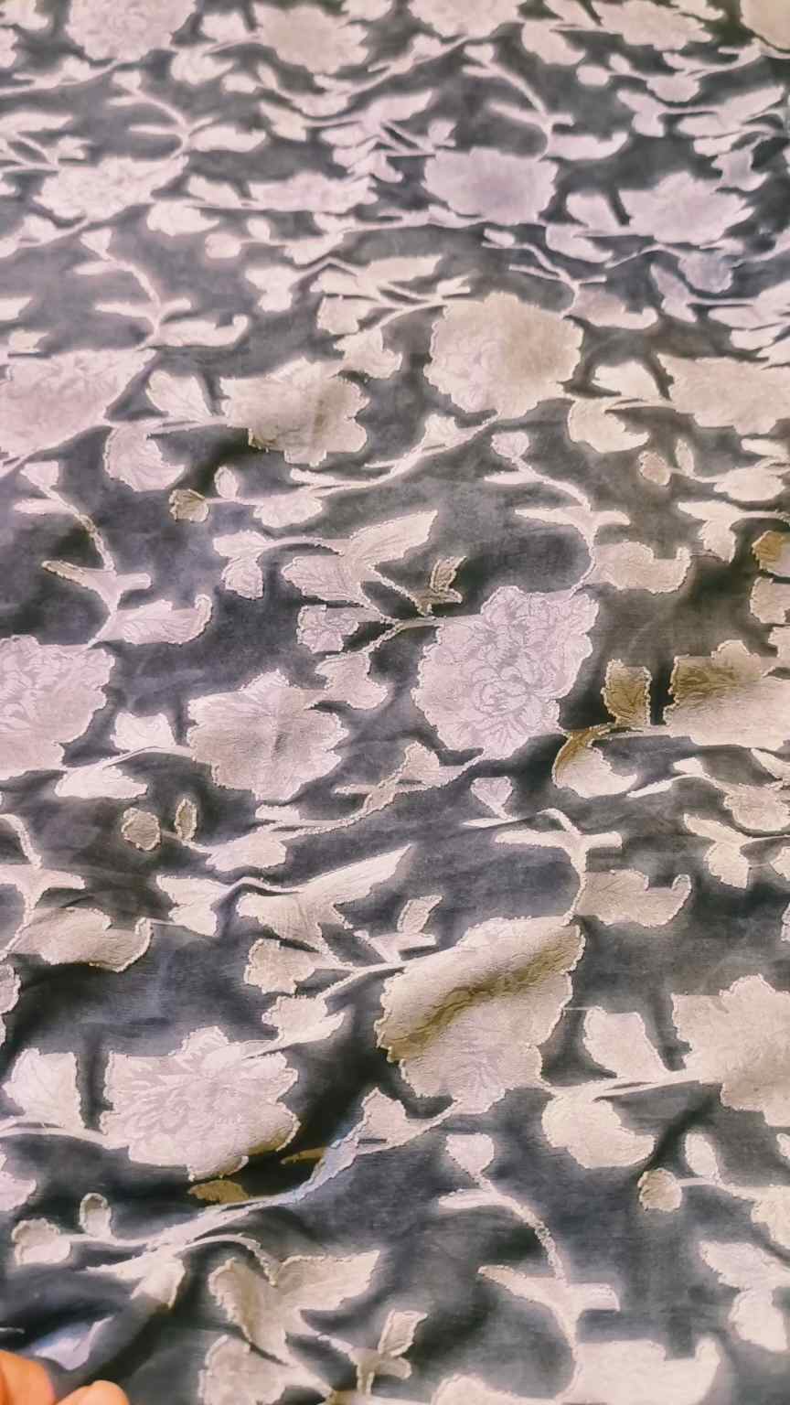 🥳 Sale Sale M-946  Rs.1250 Imported Most Luxurious Korean Chiffon 3-D Jacquard Shirt