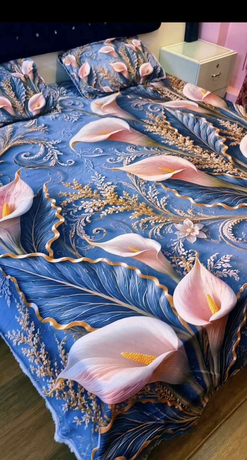 😱 New Arrivals M-882  Rs.2670 (Dc Feee) Imported Luxurious 5-D Premium Crystal Cotton Life Time Granttee King Size 3pc Bed Sheet (94" * 96")  02 Stitch Pillows