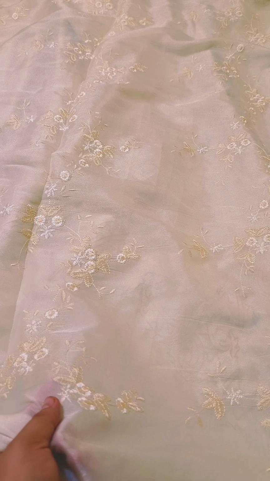🥳 Big Sale M-791  Rs.1090 Imported 3-D Rashem Embroidery In High quality  Stuff Shirt