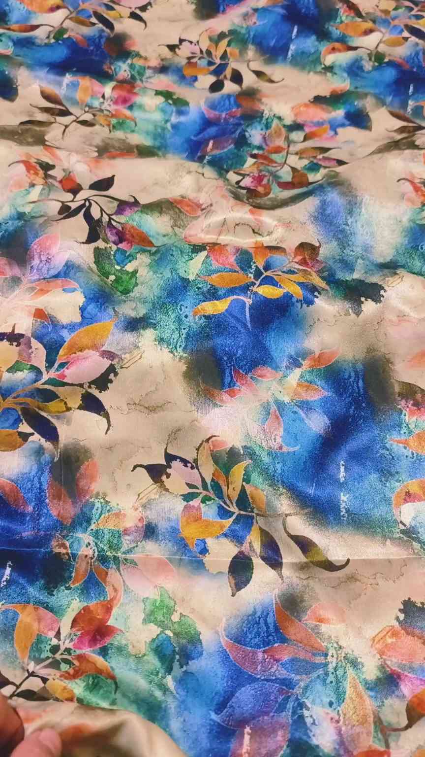 🥳 New Arrival M-856 Rs.1250 Imported Most Luxurious Winter Crepe Soft Leather Silk Same print Shirt & Truzer 2pc