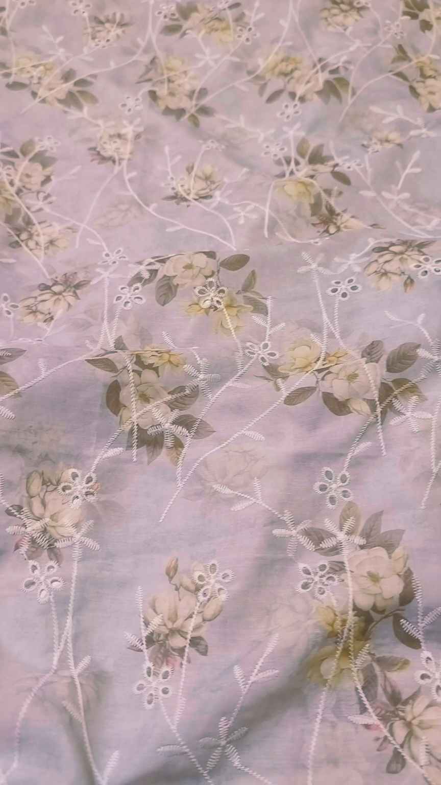 🥳 Sale Sale M-713  Rs.1150 Imported 3-D ChickenKari Embroidery In Swiss Lawn Shirt