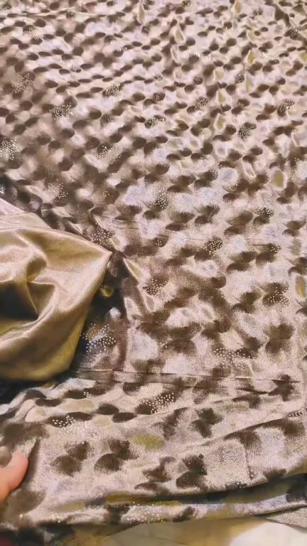🥳 Sale Sale New Arrivals M-05929  Rs.1650 Imported 3-D Nago Wali Korean Velvet Matching Shirt & Truzer 2pc