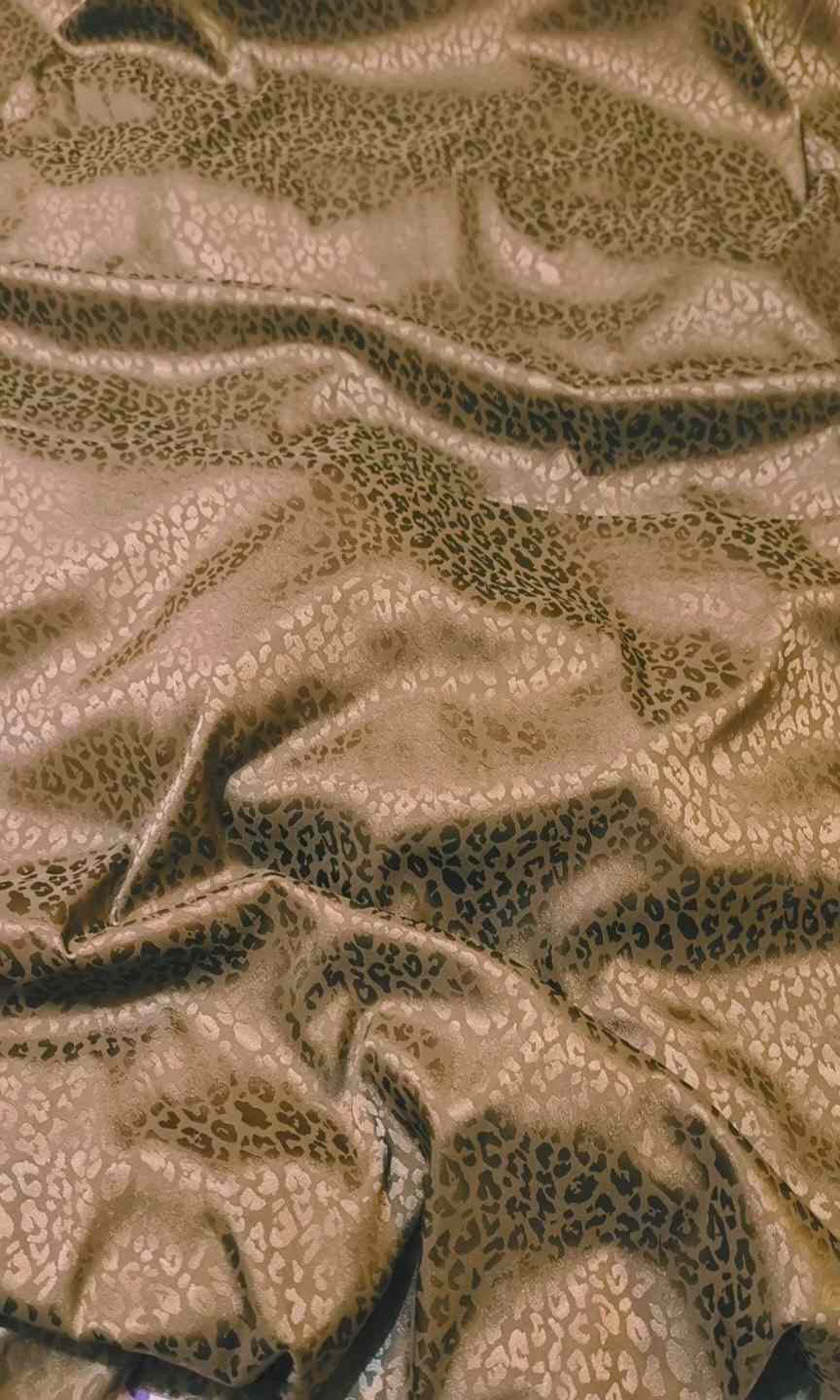 🥳 Sale Sale M-1198. Rs.1290 Imported Winter Most Luxurious 3-D Broshia Silk Same print Shirt & Truzer 2pc