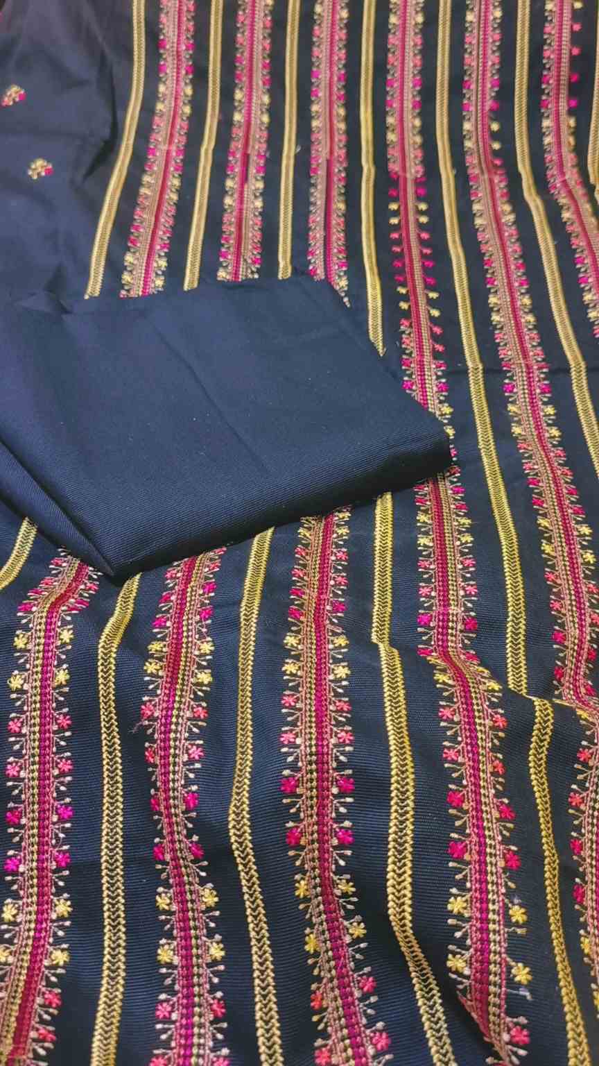 😱 Big Discount M-1125. Rs.1750 Black Base Imported Kotrai Embroidery Winter Khadder Shirt & Truzer 2pc