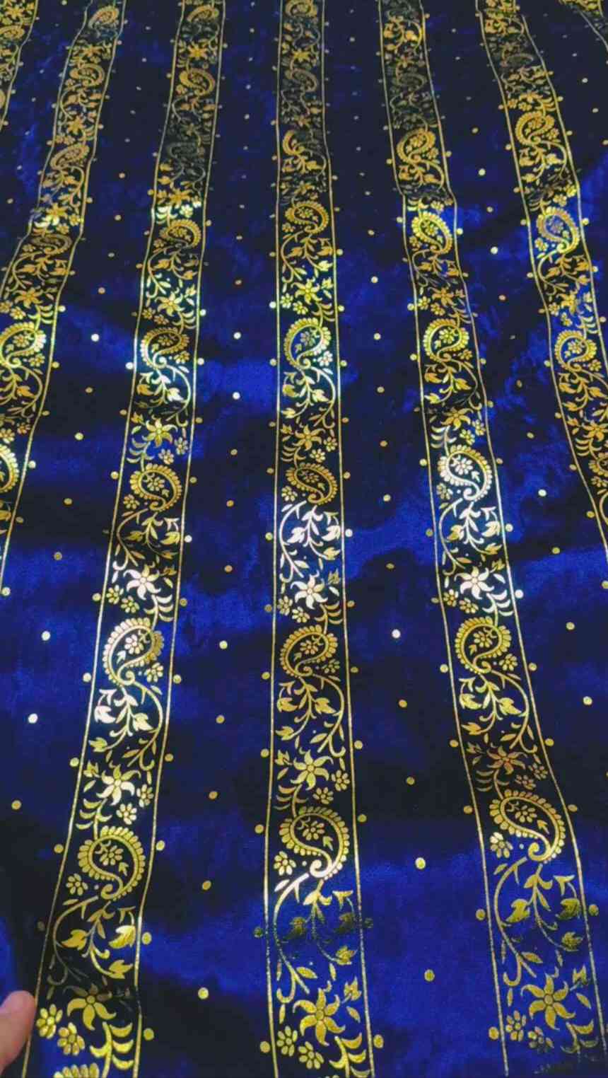 😱 Big Sale Sale M-221  Rs.1490 Imported Korean Embossed Banarsi  Gold Velvet Same print Shirt & Truzer 2pc