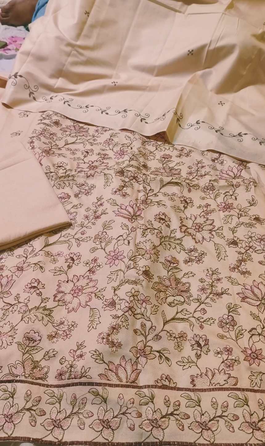 3pc..🥳Sale Sale M-5521  Bareezy Embroidery soft Marina 3pc suit