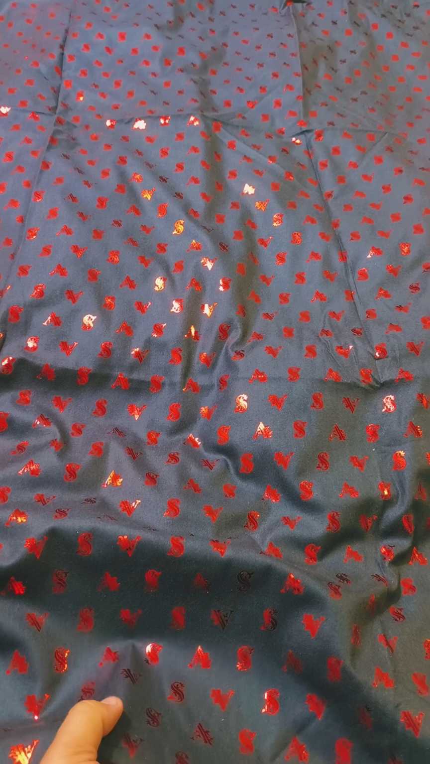 🥳 New Arrivals Sale Sale M-5533. Imported Embossed Giliter Irish Soft Wool Same print Shirt & Truzer 2pc