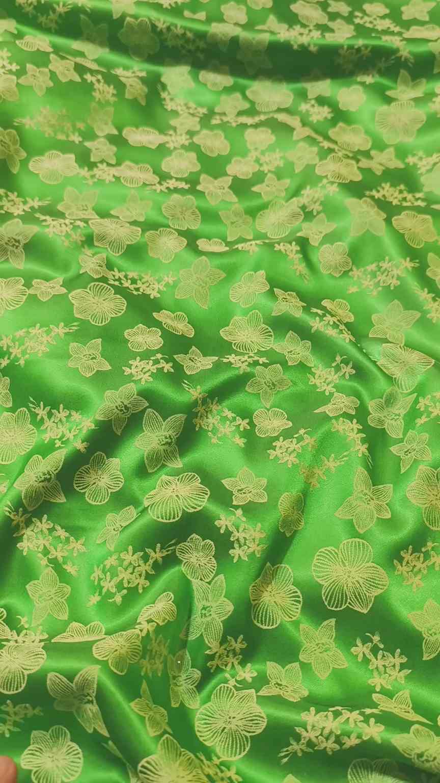 🥳 New Arrival M-580 Rs.1750 Imported Viscose Winter 3-D Jacquard China patti Same print Shirt & Truzer 2pc