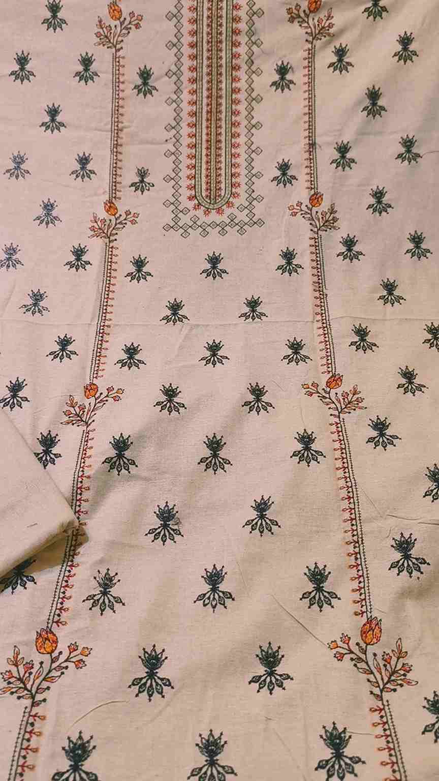 🥳 Sale Sale M-564 Rs.1650 Imported Bareeze Embroidery Karandi Soft Khadder 2pc