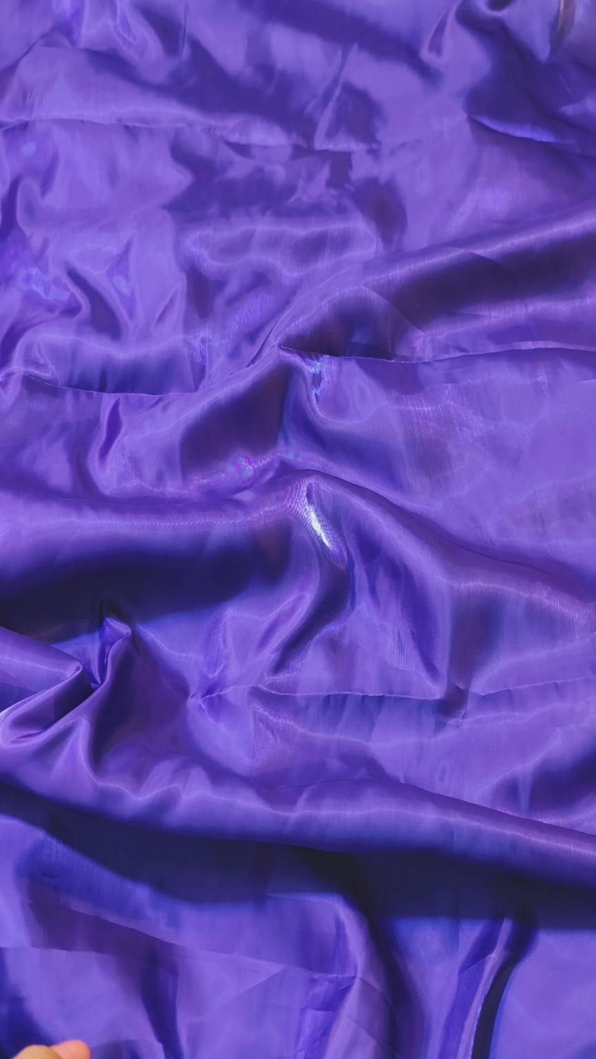 New Colors 🥳 Big Sale.  M-504 Rs.1490. Imported Most Luxurious Shesha Silk Same Shirt & Truzer 2pc