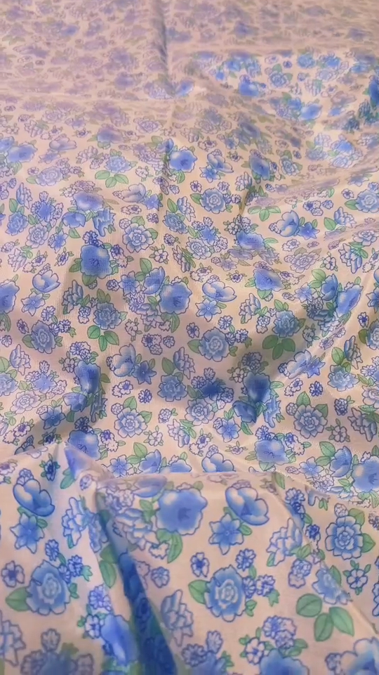 Rs.890 Sale Sale M-228  Imported Silk 2pc (Jis Behno ka weight 100 kg se kam hai sirf Woh order krein