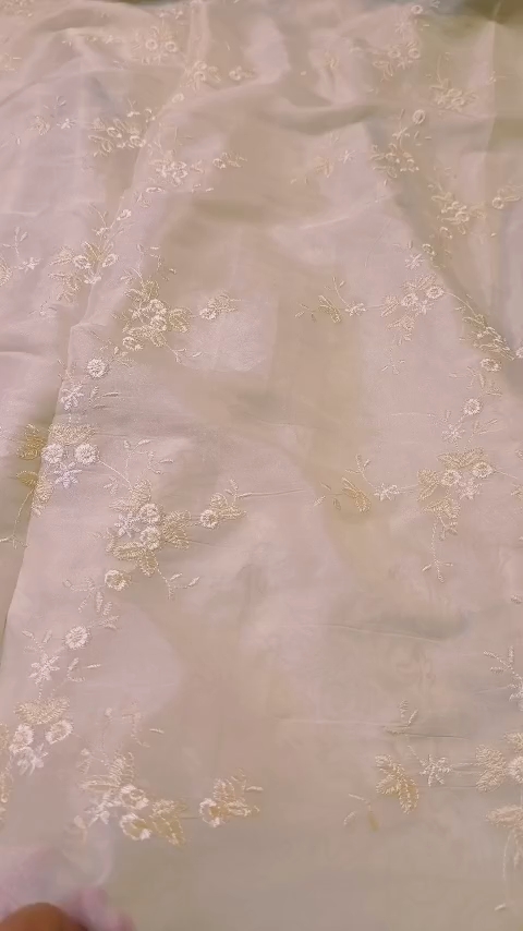 Rs.890 Sale Sale M-307b Imported Luxury Embroidery Shirt (Jis Behno ka weight 100 kg se kam hai sirf Woh order krein -