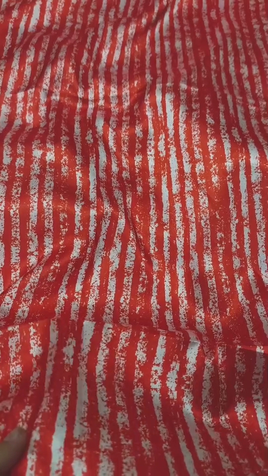 Rs.890 Sale Sale M-213  Imported Silk 2pc (Jis Behno ka weight 100 kg se kam hai sirf Woh order krein